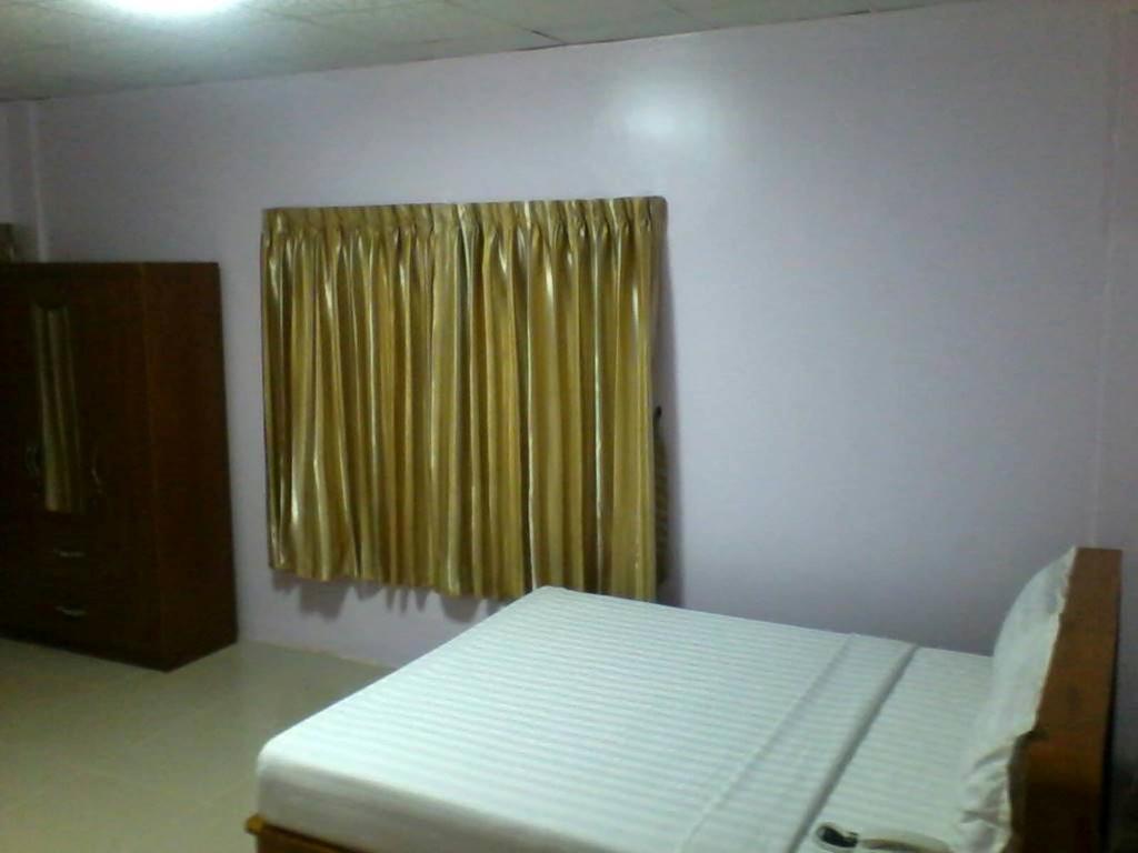 Aung Tha Pyay Hotel 3 Yangon Zimmer foto
